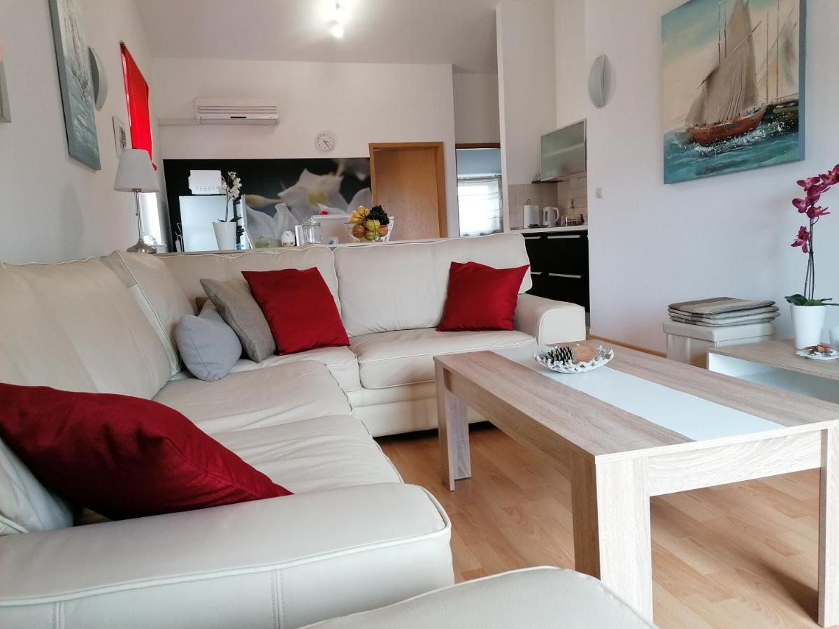 מדולין Apartment Pasa מראה חיצוני תמונה